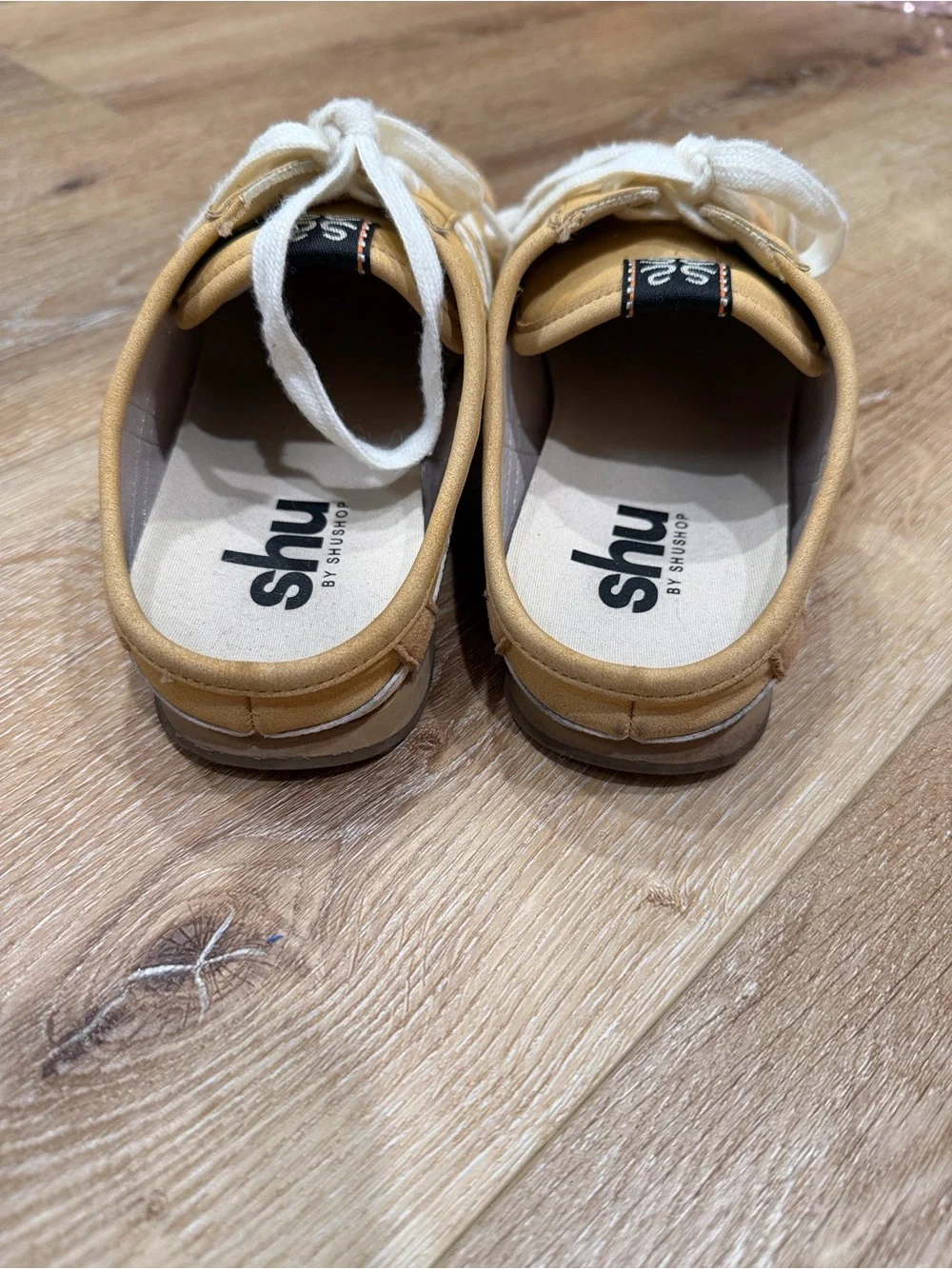 Böhme Dolly Sneakers Camel Tan Retro Low Profile Shoes Size 8